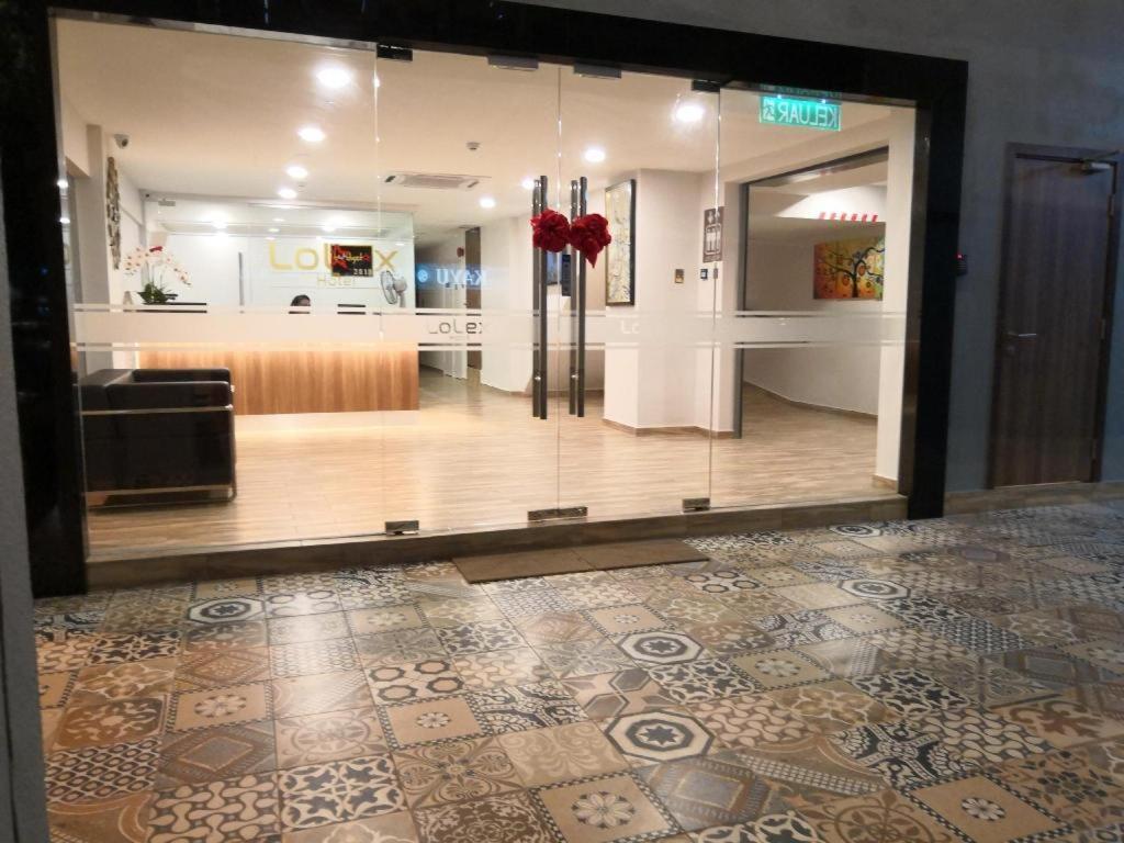 Hotel Lolex Kuchai Lama — Photos 2